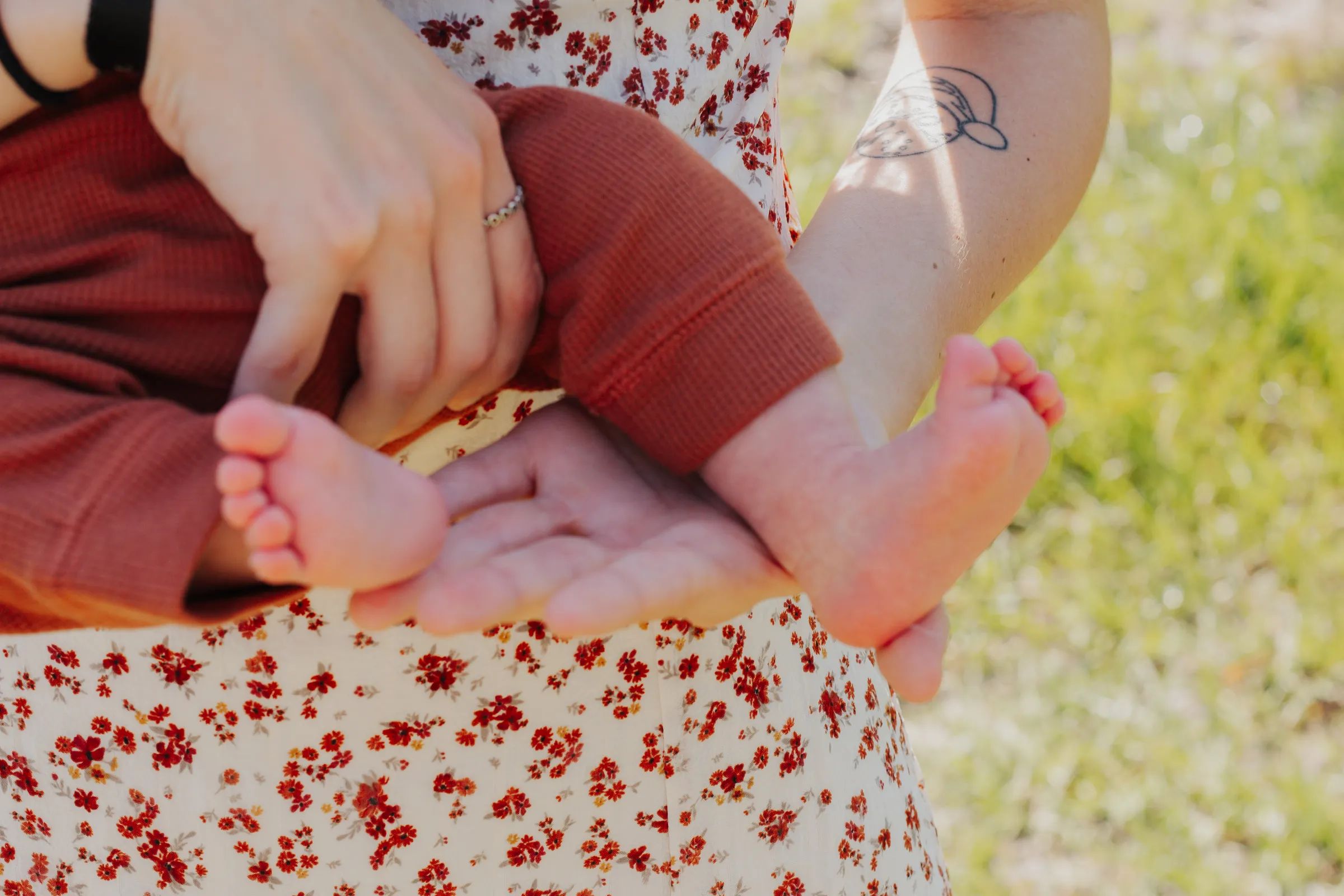 Candid family photography session by Seasons and Sprouts Photography